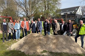 Spatenstich Stadtpark an den Wiesen Dieses Foto zeigt den Spatenstich für den neuen Stadtpark An den Wiesen