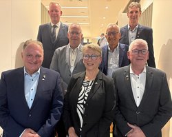 Gruppenbild Ortsvorstehende Dieses Foto zeigt die Ortsvorstehenden.