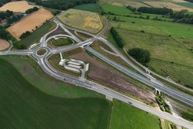 Dieses Foto zeigt den neuen Kreisverkehr bei Merfeld.