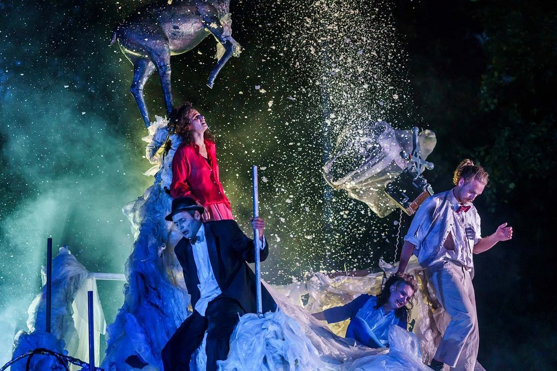 Dieses Foto zeigt das Theater Titanick