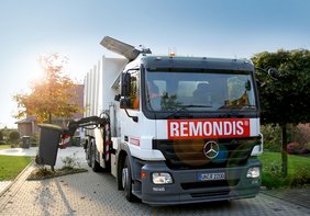 Müllfahrzeug des Unternehmens Remondis Dieses Foto zeigt ein Müllfahrzeug des Unternehmens Remondis