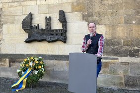 Ein wenig hoffnungsvoll stimmte Stadtarchivar Dr. Stefan Sudmann mit seinem Verweis auf den gelungenen Wiederaufbau nach der Zerstörung. 