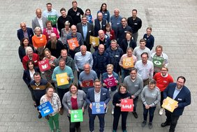 Dieses Fotos zeigt die Mitglieder der Steuerungsgruppe Nachhaltigkeit