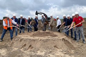 Spatenstich für das Neubaugebiet Raiffeisenring in Buldern Dieses Foto zeigt den ersten Spatenstich für das Neubaugebiet Raiffeisenring in Buldern.
