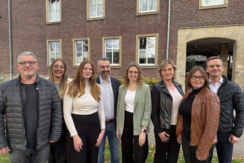 Das Foto zeigt die Traustandesbeamtinnen und -beamten der Stadt Dülmen.