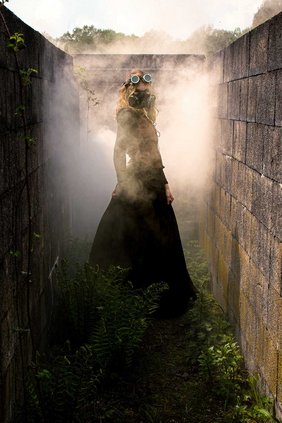 Teilnehmenden des Steampunk-Workshops. Das Foto zeigt die Teilnehmenden des Steampunk-Workshops.