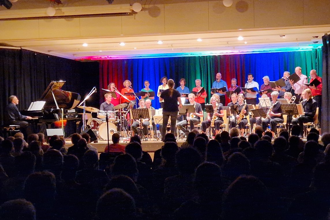 Big Band und kleiner Chor Buldern