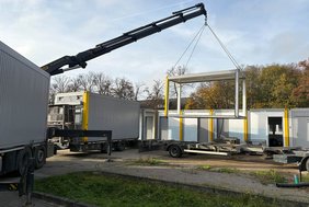 Dieses Foto zeigt die Rückbauarbeiten am Hüttendyk